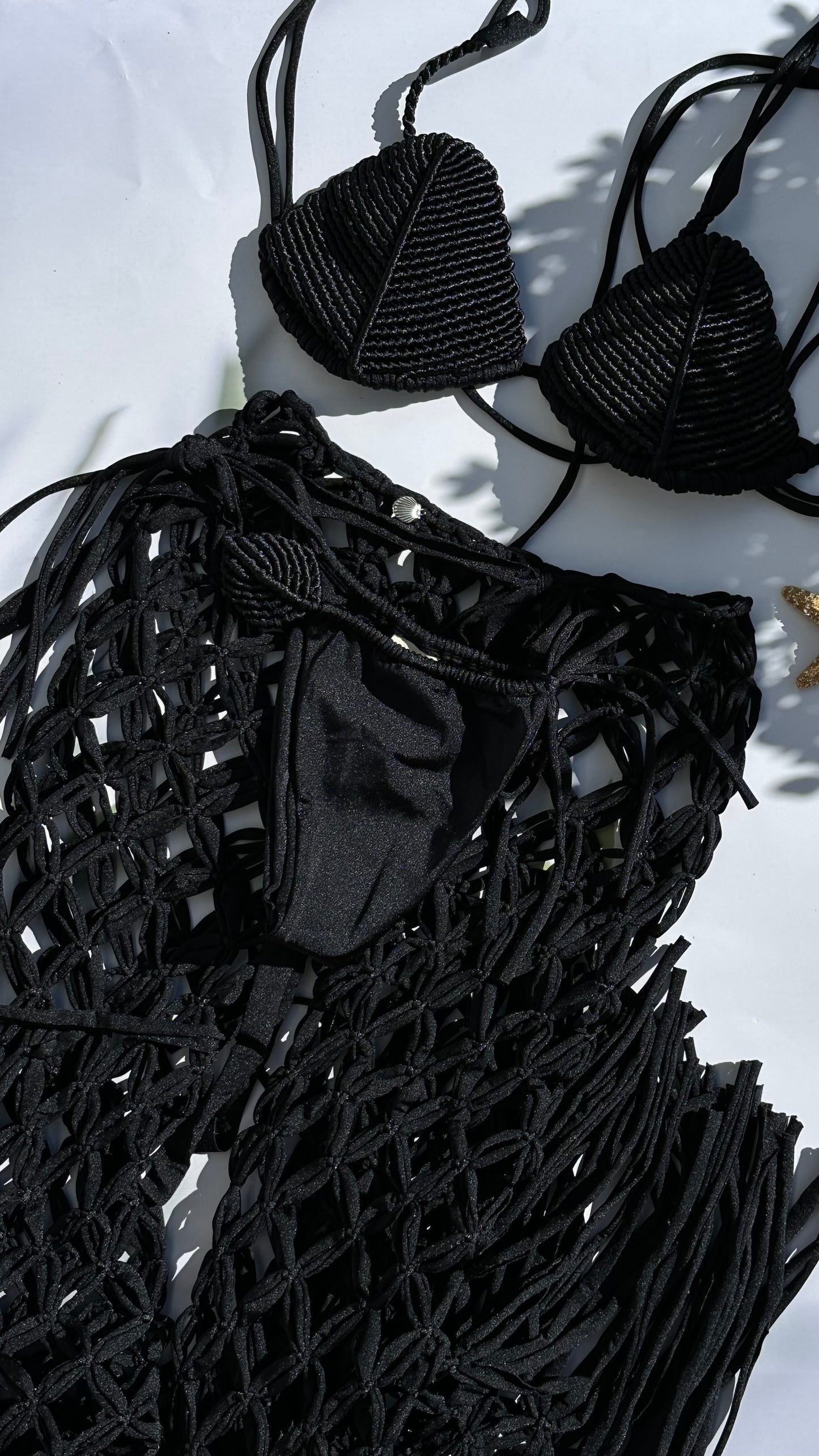 FLORA BLACK SHELL