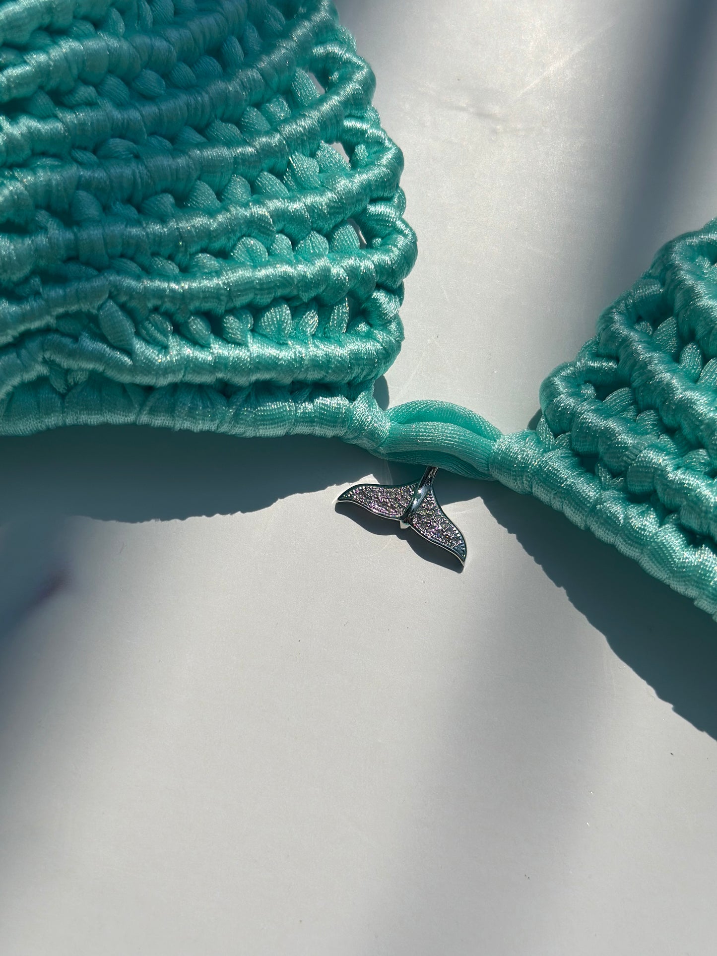 LIGHT BLUE SHELL