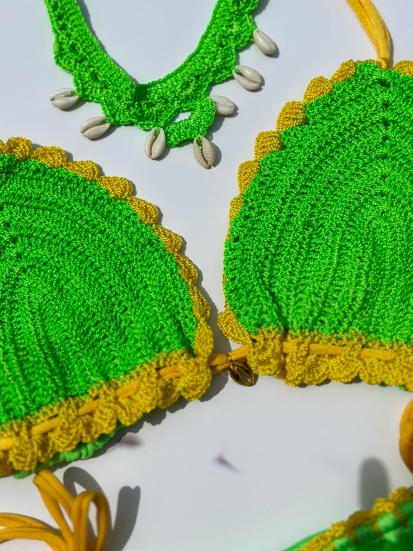 GREEN CROCHET CRAB