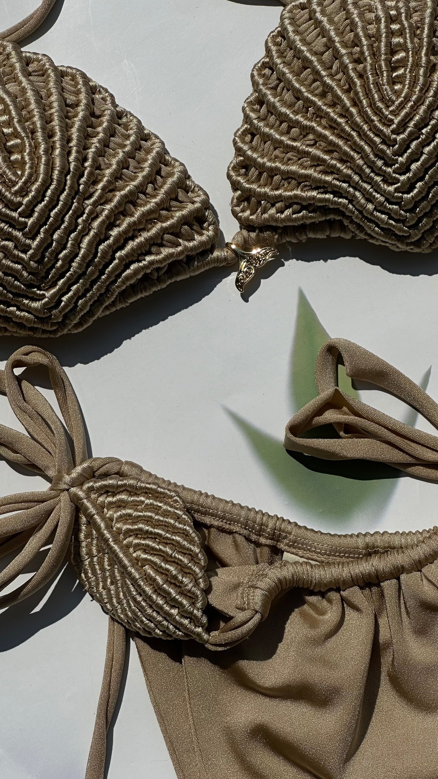 LIGHT SAND SHELL