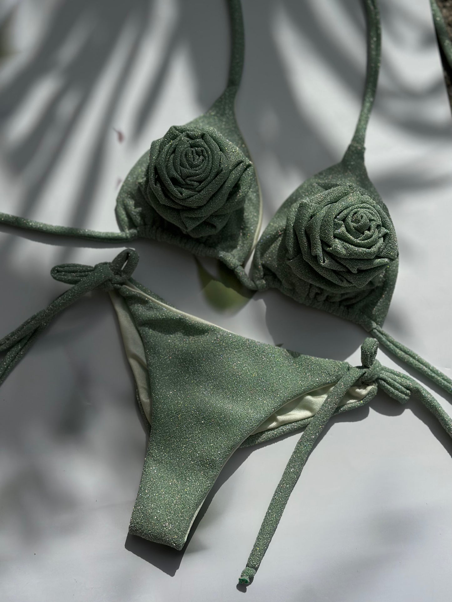 FLORA SHINY ROSE